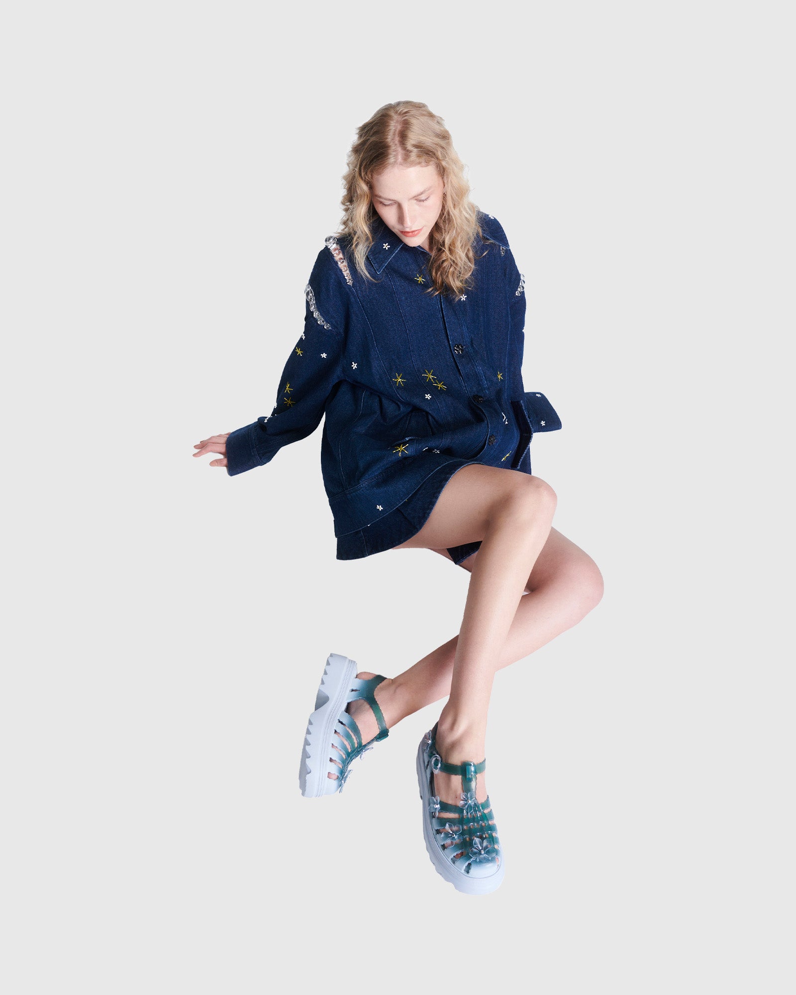 MELISSA POSSESSION PLATFORM + SUSAN FANG